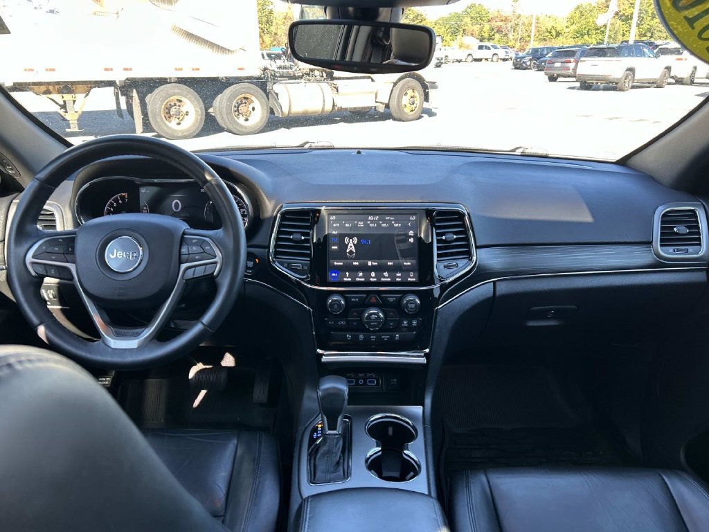 Used 2019 White Jeep Limited image 20