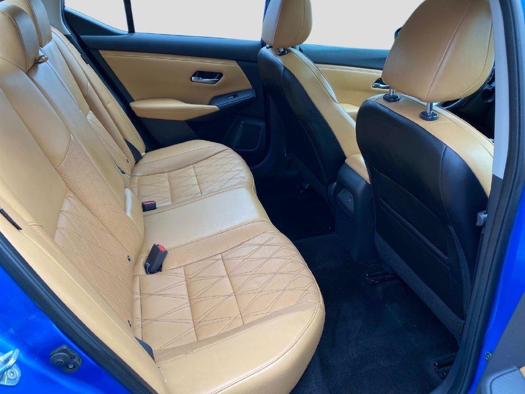 Used 2021 Blue Nissan SV image 27