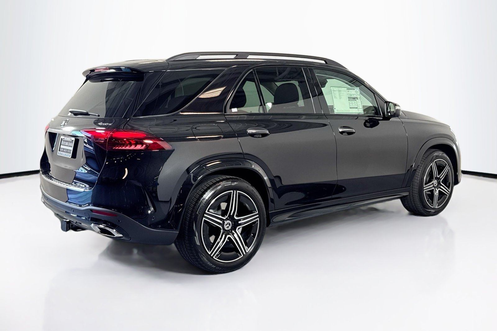 New 2026 Obsidian Black Metallic Mercedes-Benz GLE 350 image 5