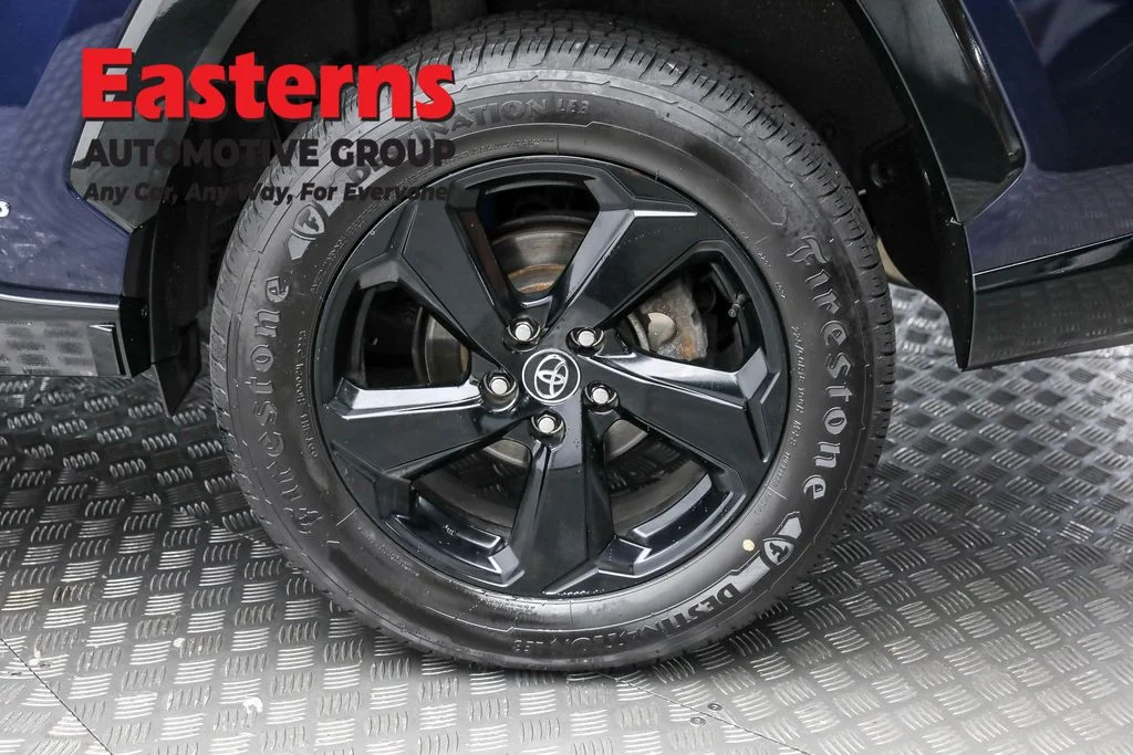 Used 2020 Blue Toyota XSE image 8