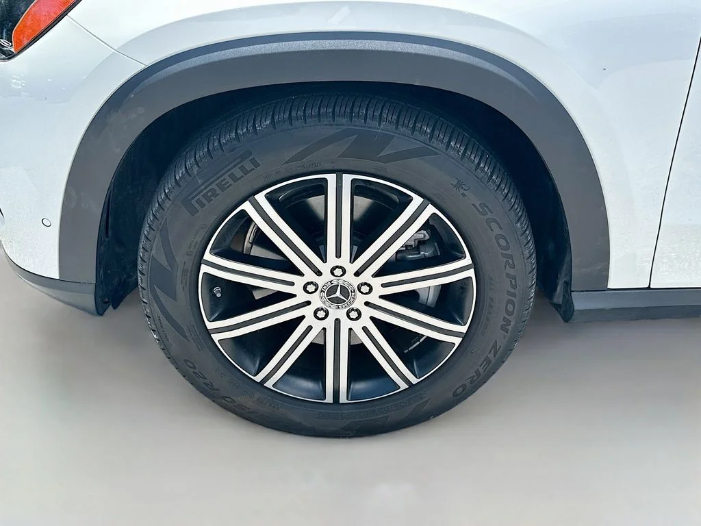 Certified Used 2024 Polar White Mercedes-Benz GLE 450 image 32