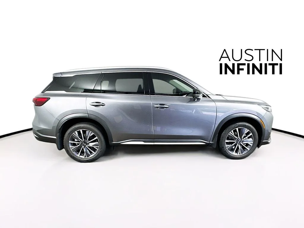 Certified Used 2026 Gray INFINITI LUXE image 10