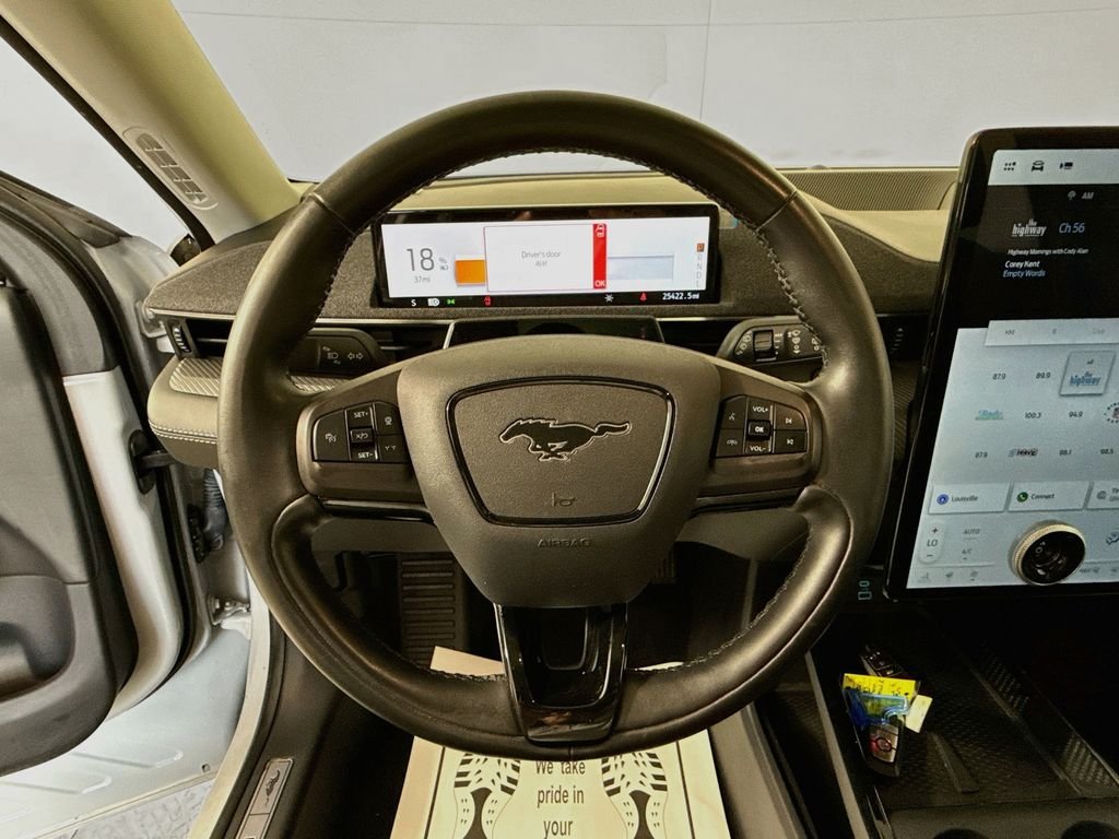 Used 2023 Space White Metallic Ford Premium image 18