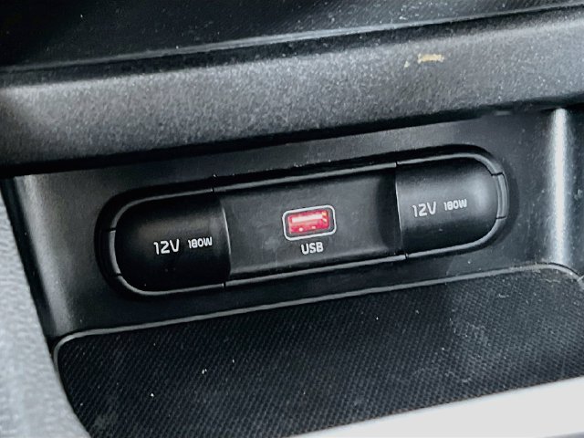 2023 Kia Forte LXS - Photo 19