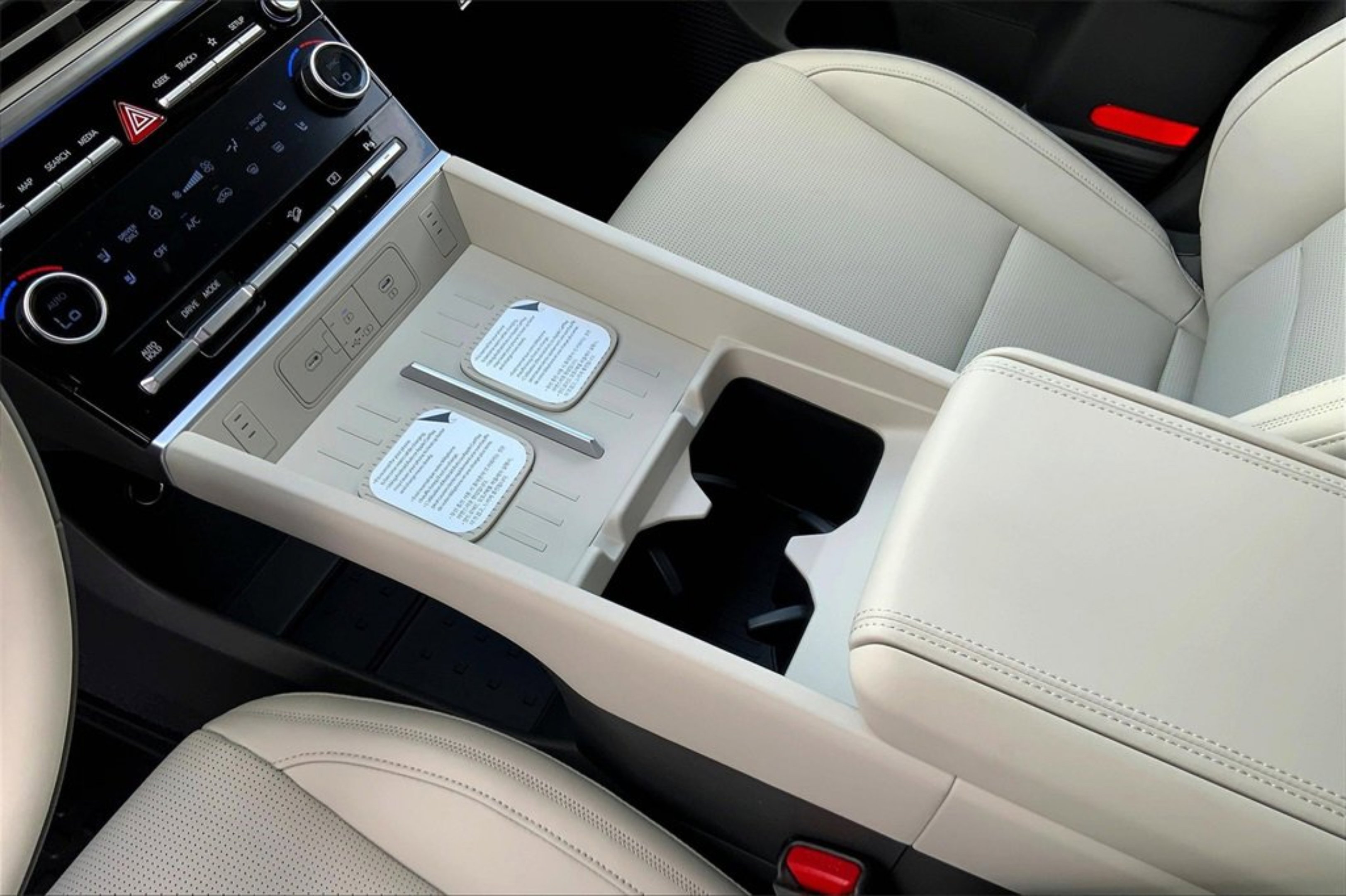 2026 Hyundai Santa Fe Calligraphy - Photo 11