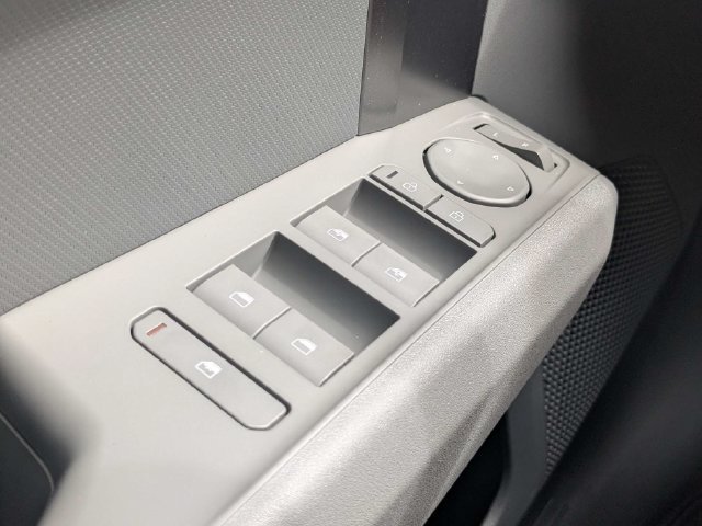 New 2027 Interstellar Gray Kia Wind image 23