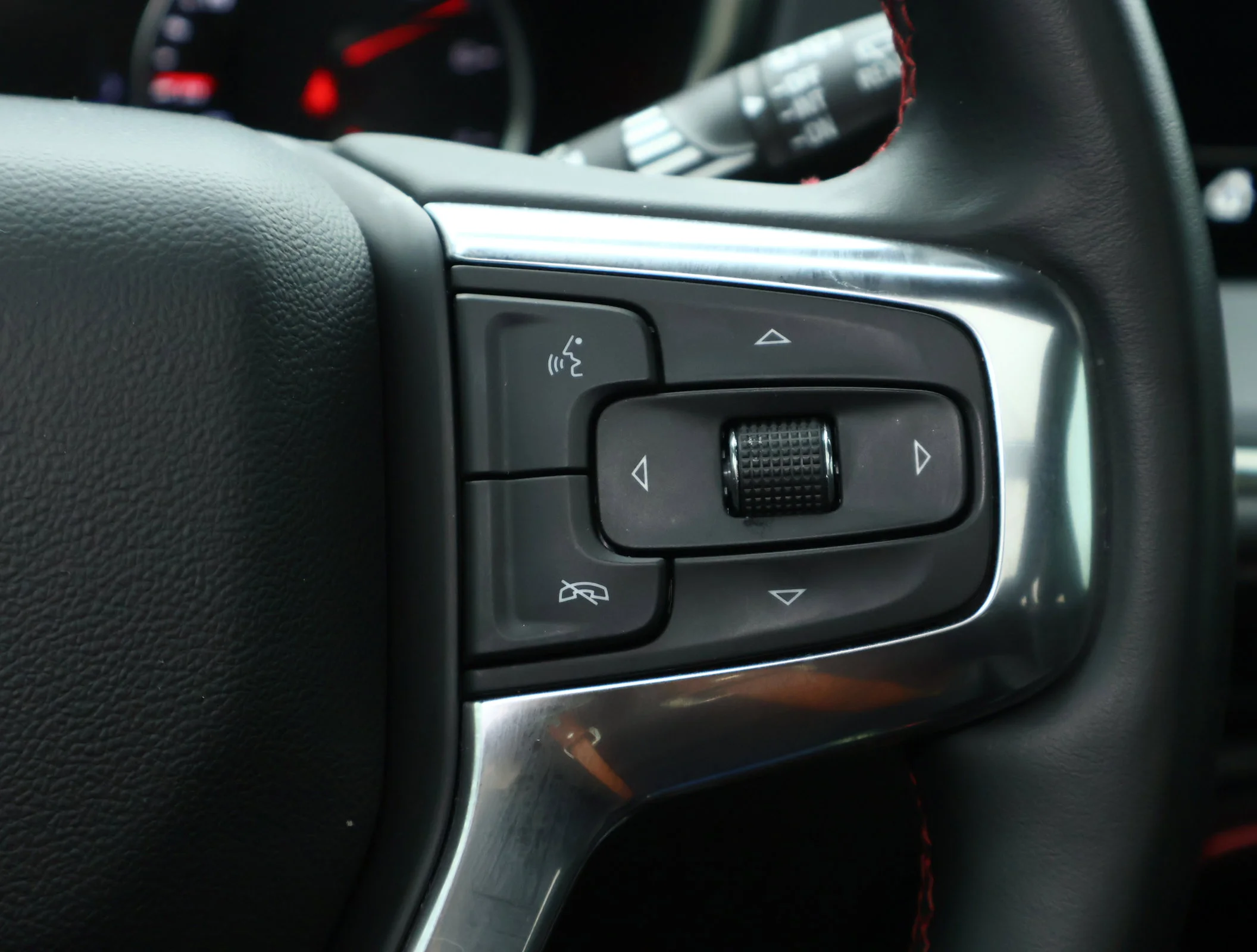 Used 2023 Sterling Gray Metallic Chevrolet RS image 17