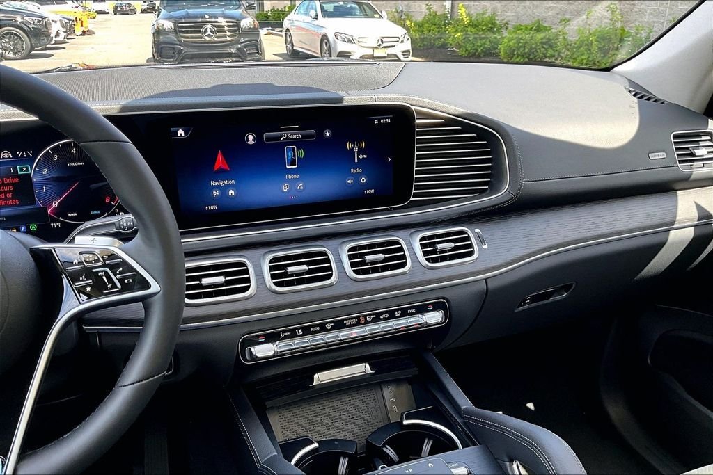 New 2026 Black Mercedes-Benz GLS 450 image 6