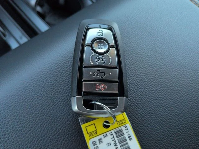 New 2026 Oxford White Ford Tremor® image 29