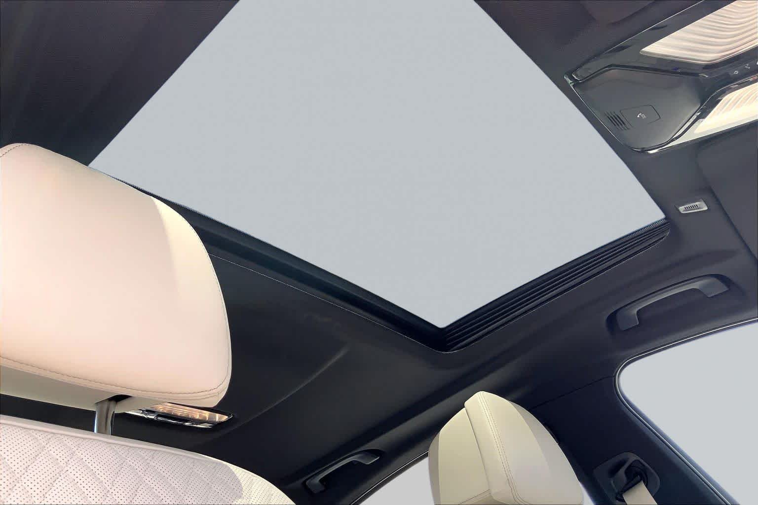 Used 2019 Rhodonite Silver Metallic BMW 540i image 13