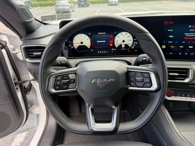2025 Ford Mustang EcoBoost Premium Convertible - Photo 14