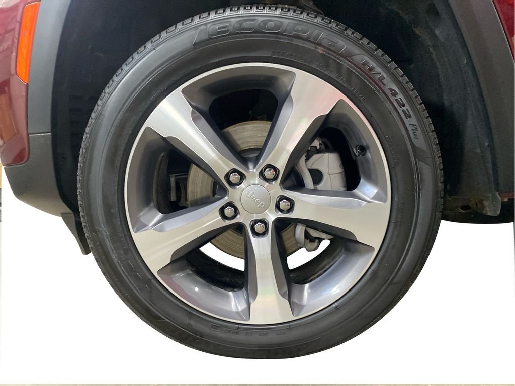 Used 2025 Red Jeep Limited image 5