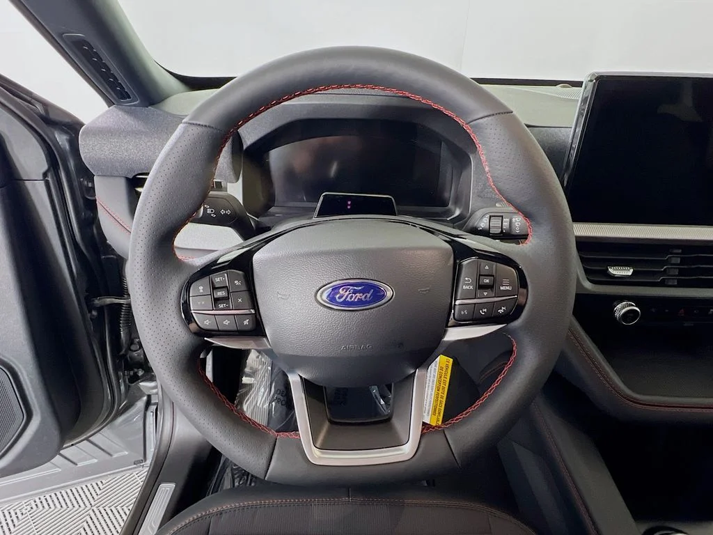 New 2026 Carbonized Gray Metallic Ford ST-Line image 8