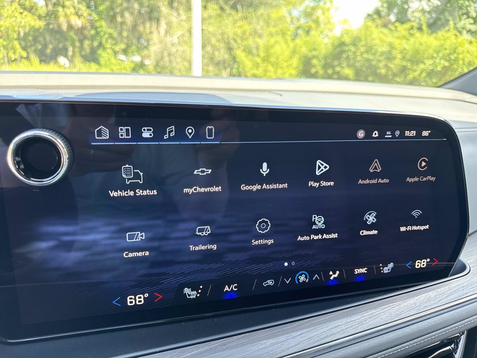 New 2026 Summit White Chevrolet LT image 24