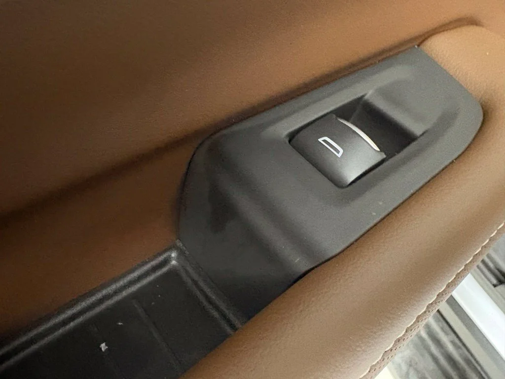 2027 Chevrolet Suburban High Country - Photo 41