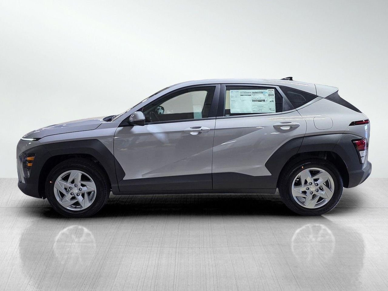 New 2027 C5g Hyundai SE FWD image 4