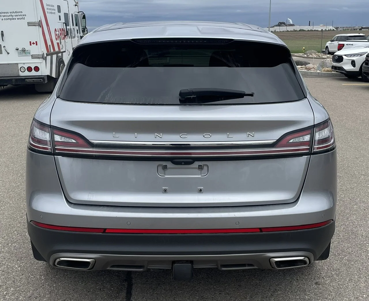 Used 2021 SILVER Lincoln RESERVE AWD **New Arrival** image 4