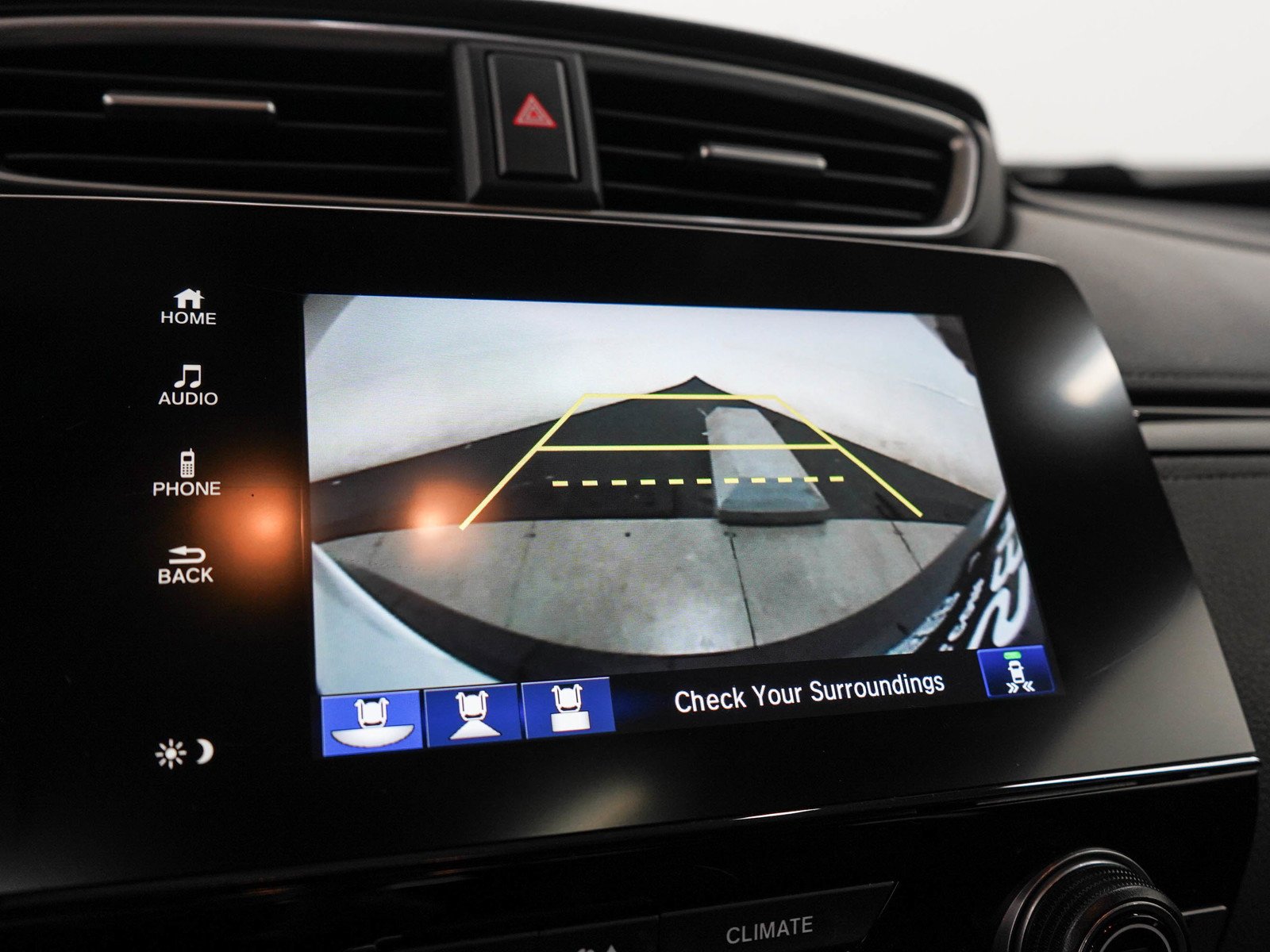 Used 2022 Platinum White Pearl Honda EX-L AWD image 30