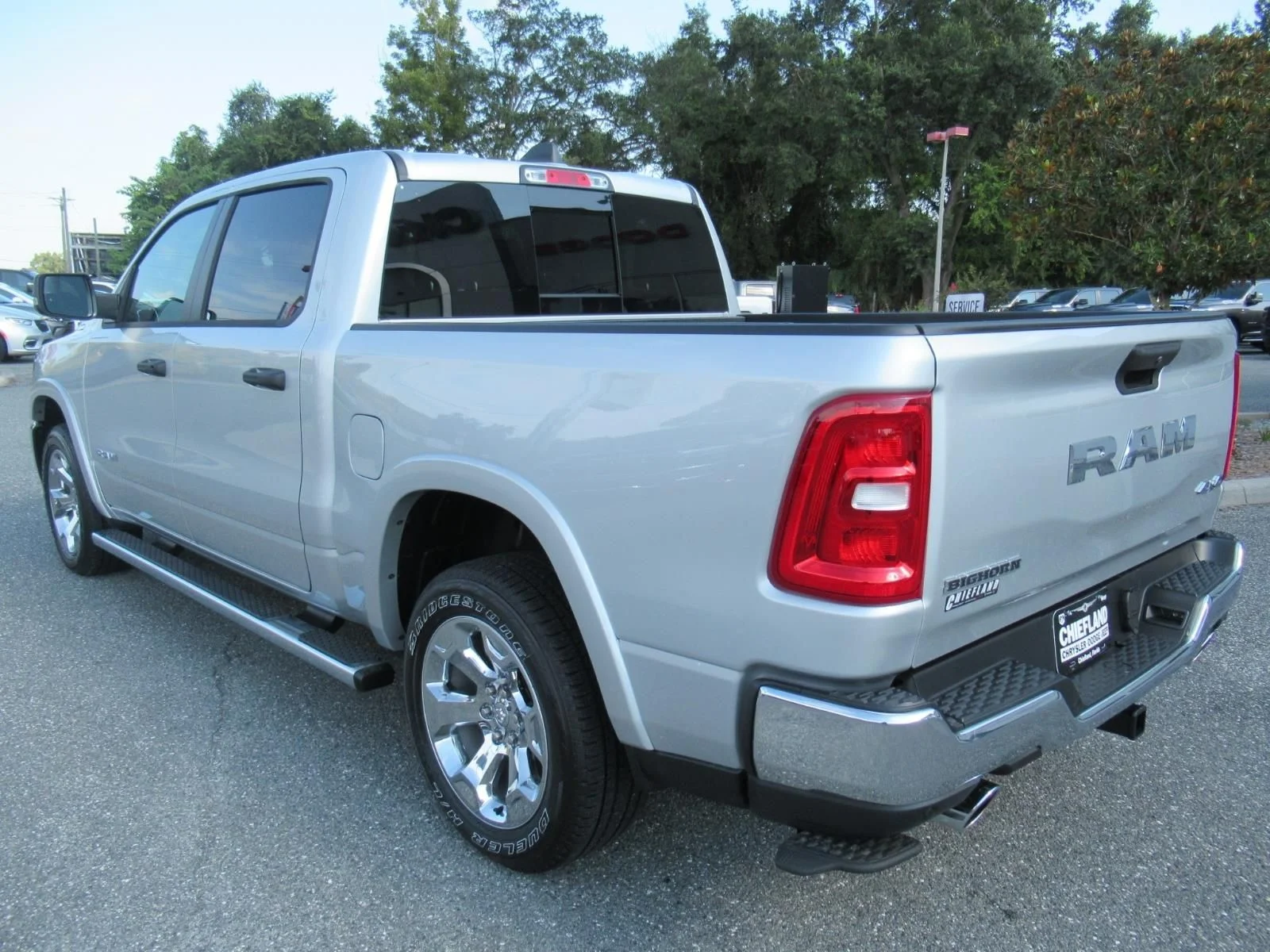 New 2027 Silver Zynith Exterior Paint RAM Big Horn/Lone Star image 5