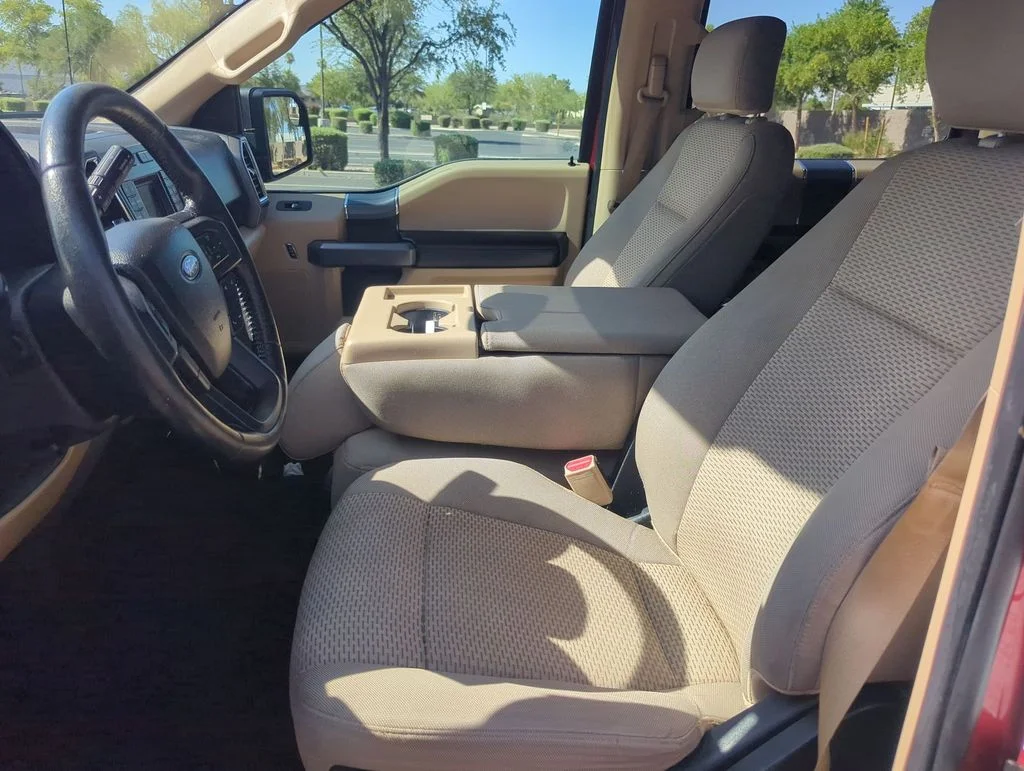 Used 2016 Red Ford XLT image 12