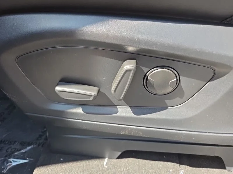 New 2026 Carbonized Gray Metallic Ford ST-Line image 29