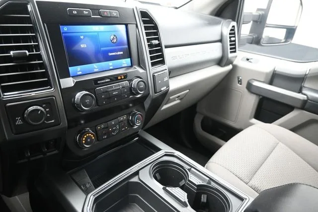 Used 2021 Black Ford XLT image 26