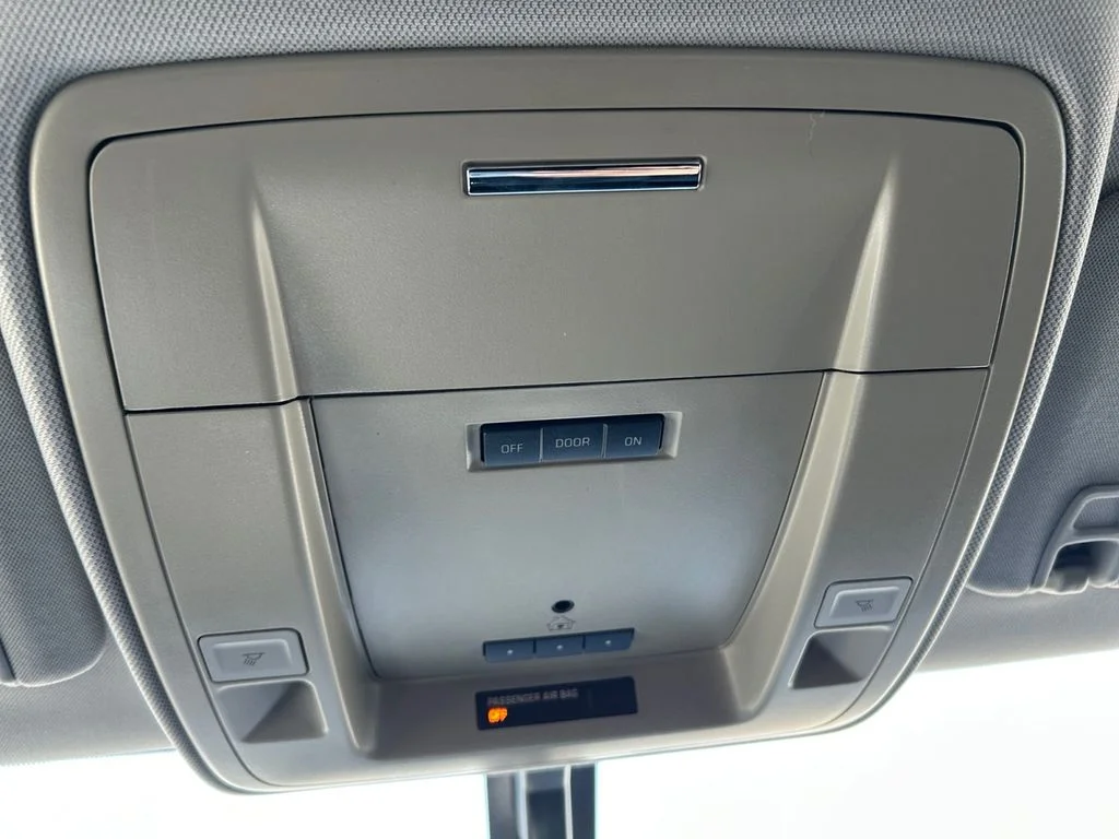 Used 2016 Black GMC SLE image 29