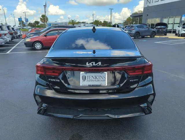 Used 2022 Black Kia GT-Line image 7