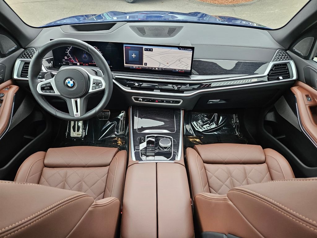 Used 2026 Marina Bay Blue Metallic BMW M60i image 25
