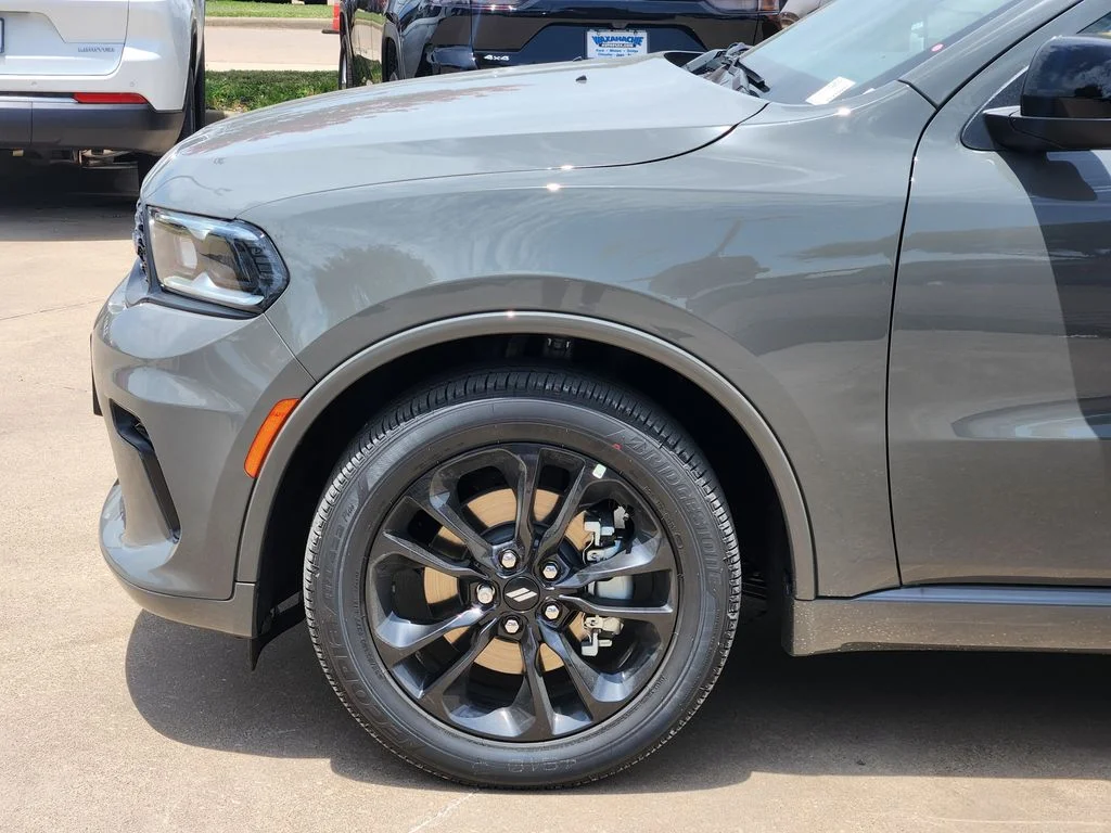 New 2026 Destroyer Gray Clear-Coat Exterior Paint Dodge GT image 6