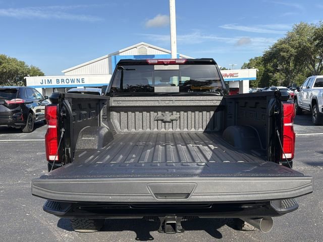 New 2026 Black Chevrolet High Country image 10