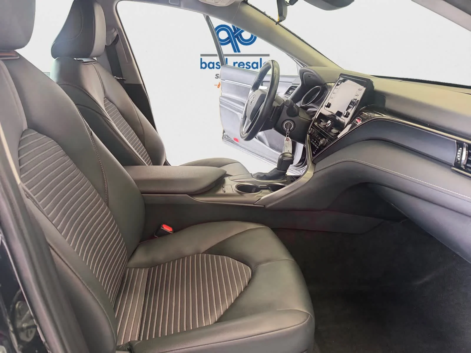 Used 2024 Midnight Black Metallic Toyota SE image 19