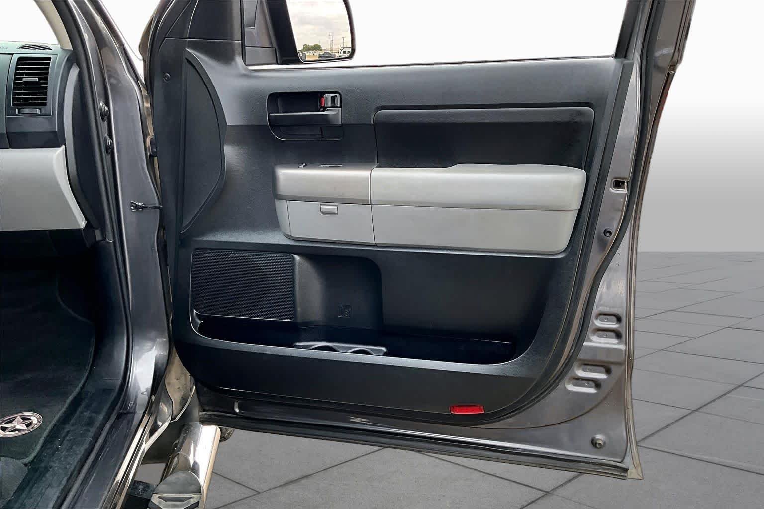 Used 2012 Magnetic Gray Metallic Toyota  image 21