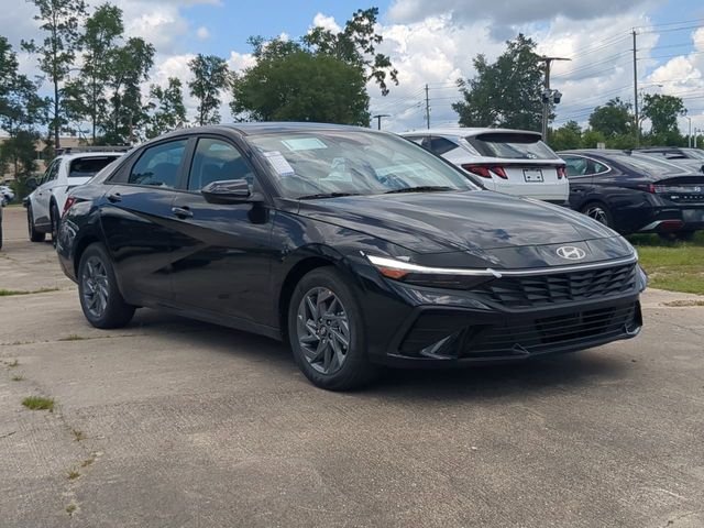 New 2025 Black Hyundai Blue image 29