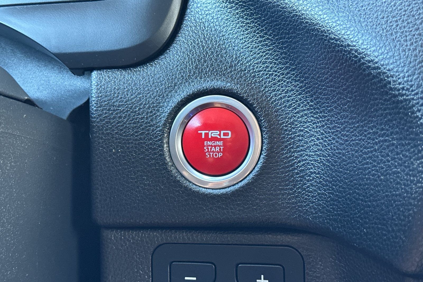 Used 2024 Silver Toyota SR5 image 21