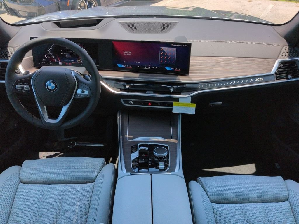 New 2026 Gray Metallic BMW xDrive50e image 15