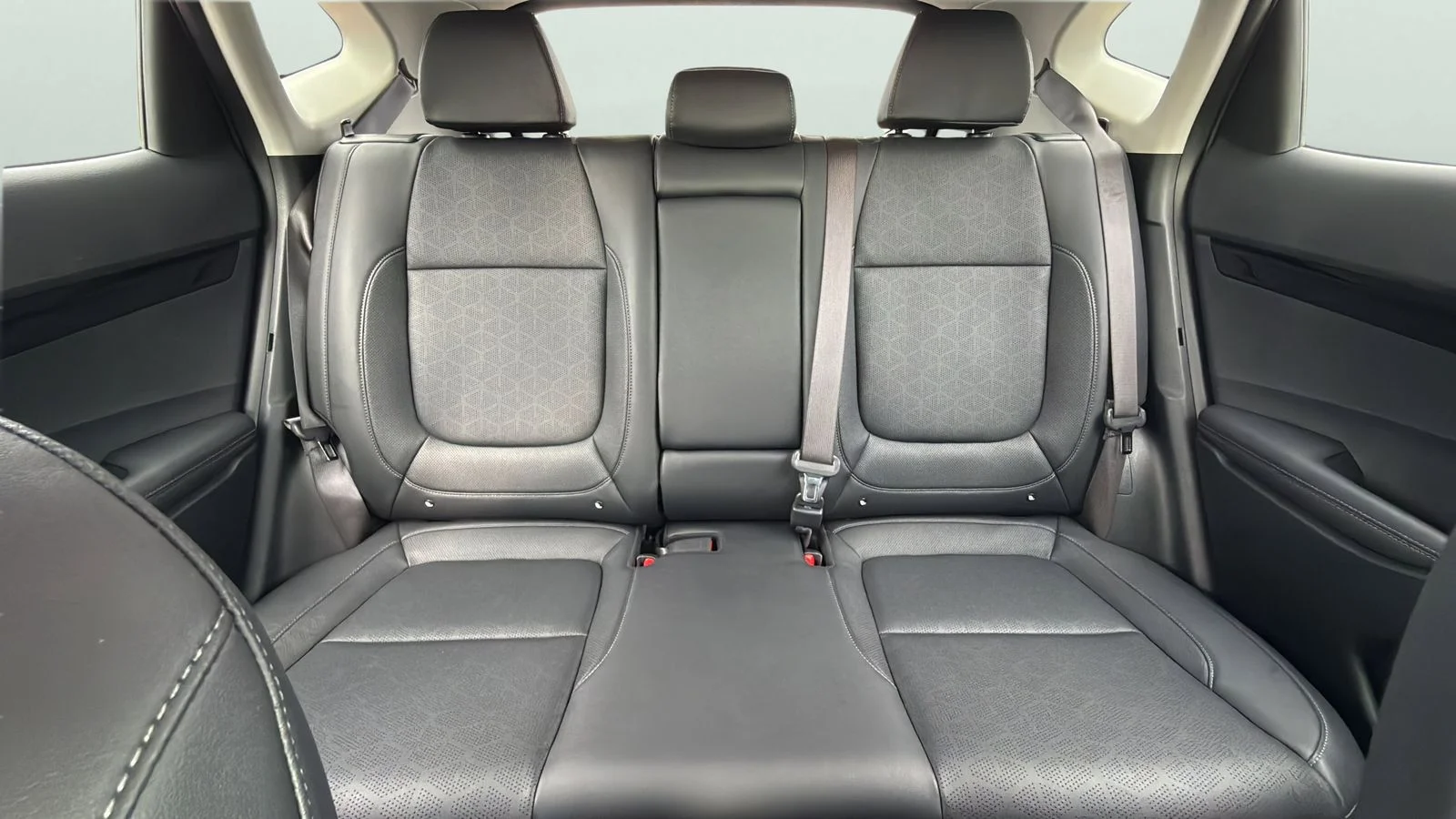 Used 2025 Gray Kia EX image 25