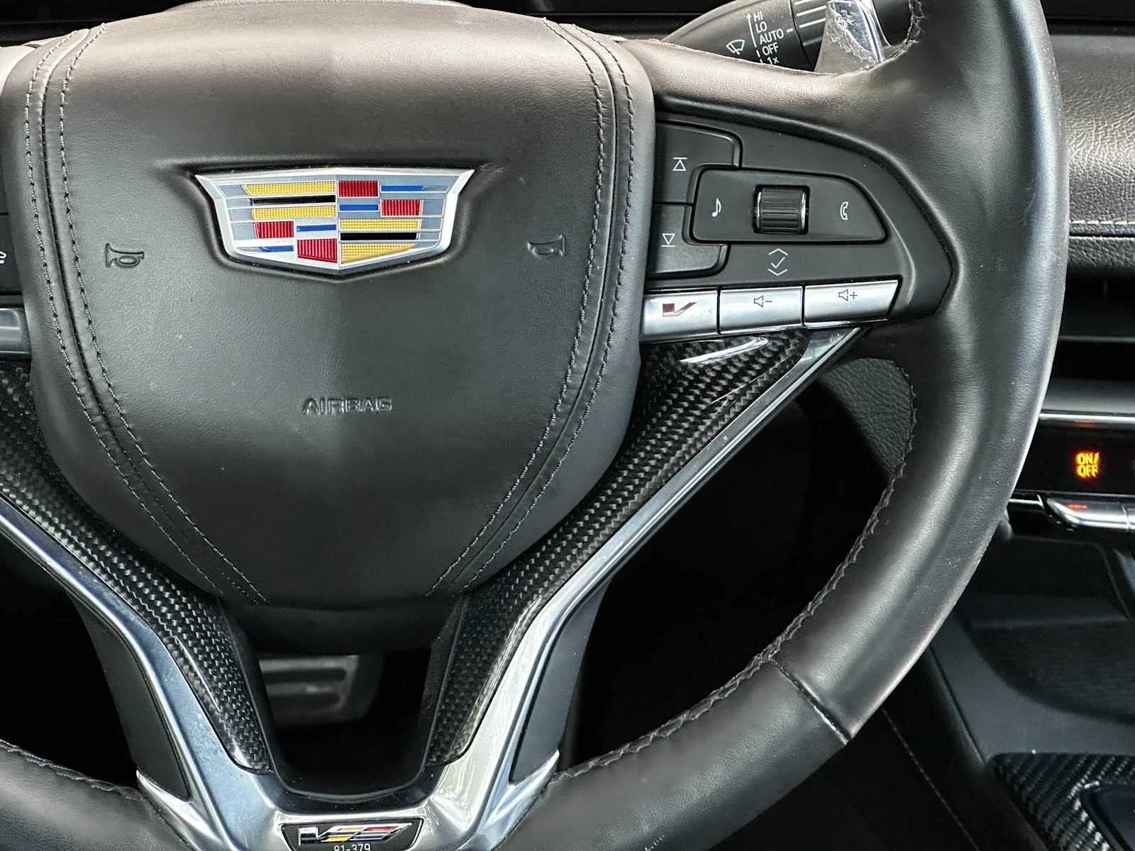 Certified Used 2025 Summit White Cadillac V-Series Blackwing image 21