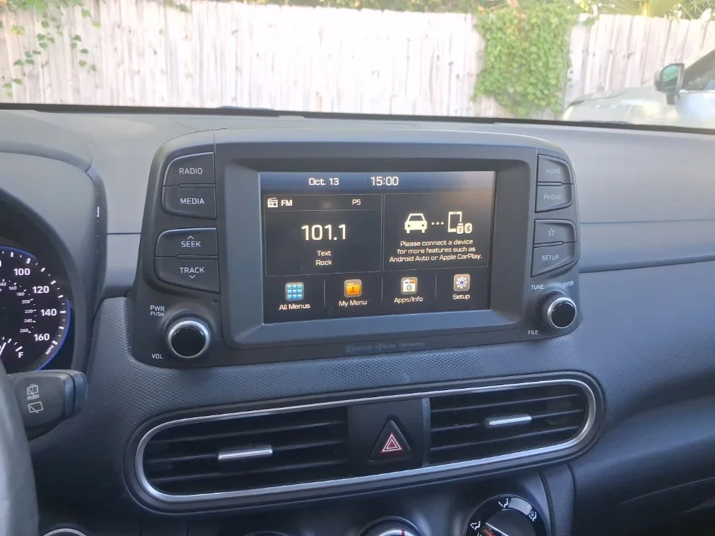 Used 2020 Black Hyundai SEL image 23