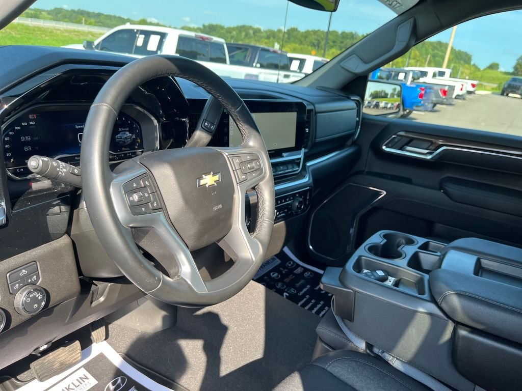 Used 2024 Gray Chevrolet LT image 15