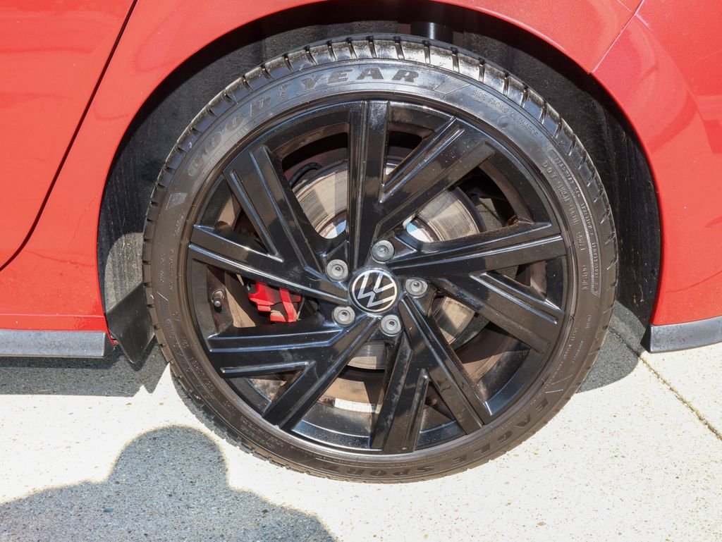 Certified Used 2023 Red Volkswagen 2.0T SE image 9