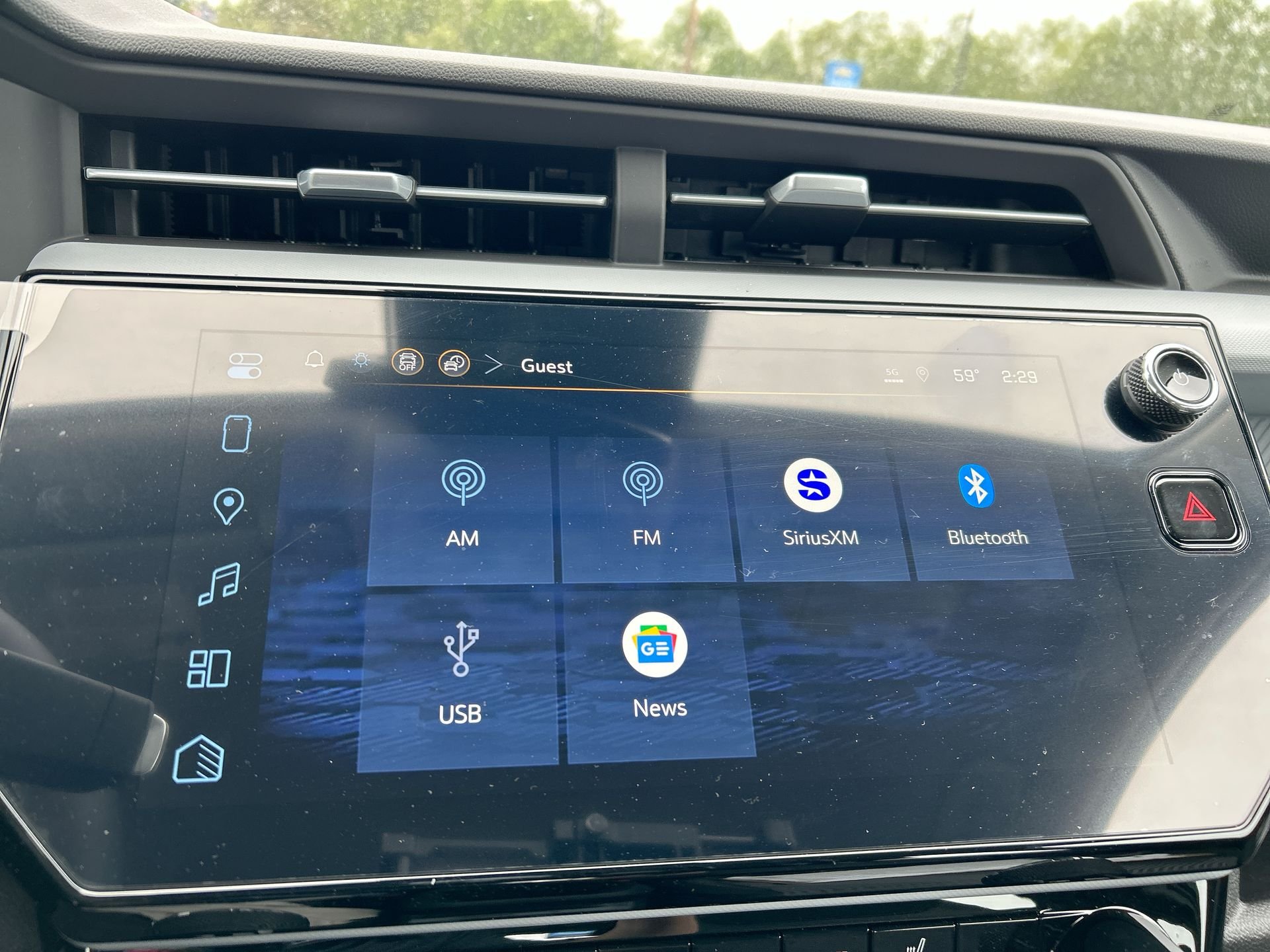 New 2027 Summit White Chevrolet LT image 14
