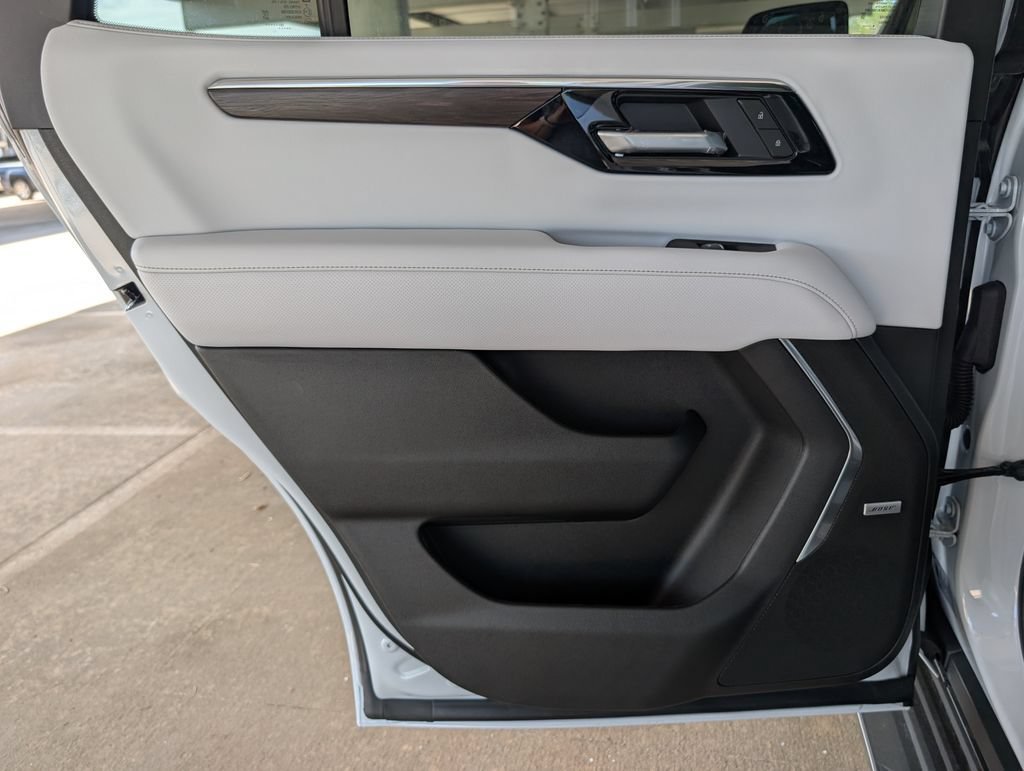2026 Chevrolet Tahoe Premier - Photo 9