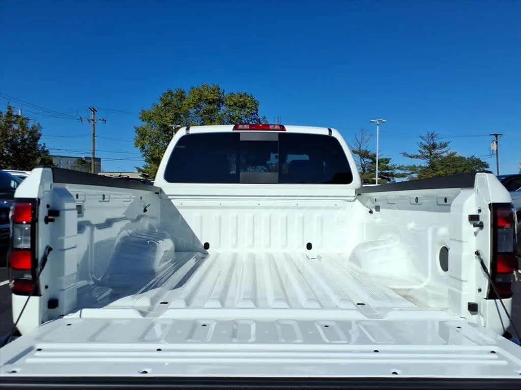 2026 Nissan Frontier S - Photo 7