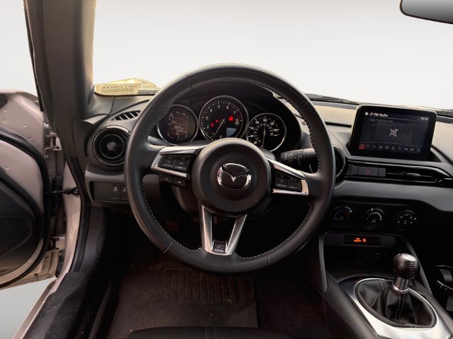Used 2022 Silver Mazda Sport image 13