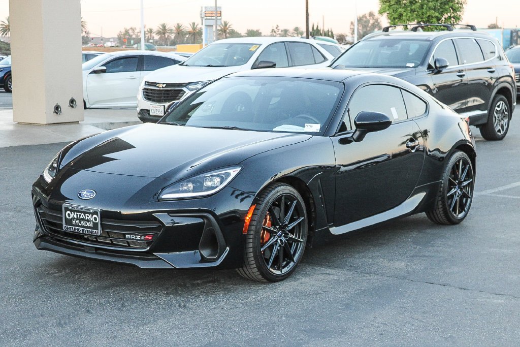 Used 2025 Black Subaru tS image 3