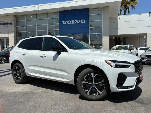 2026 Volvo XC60 Core