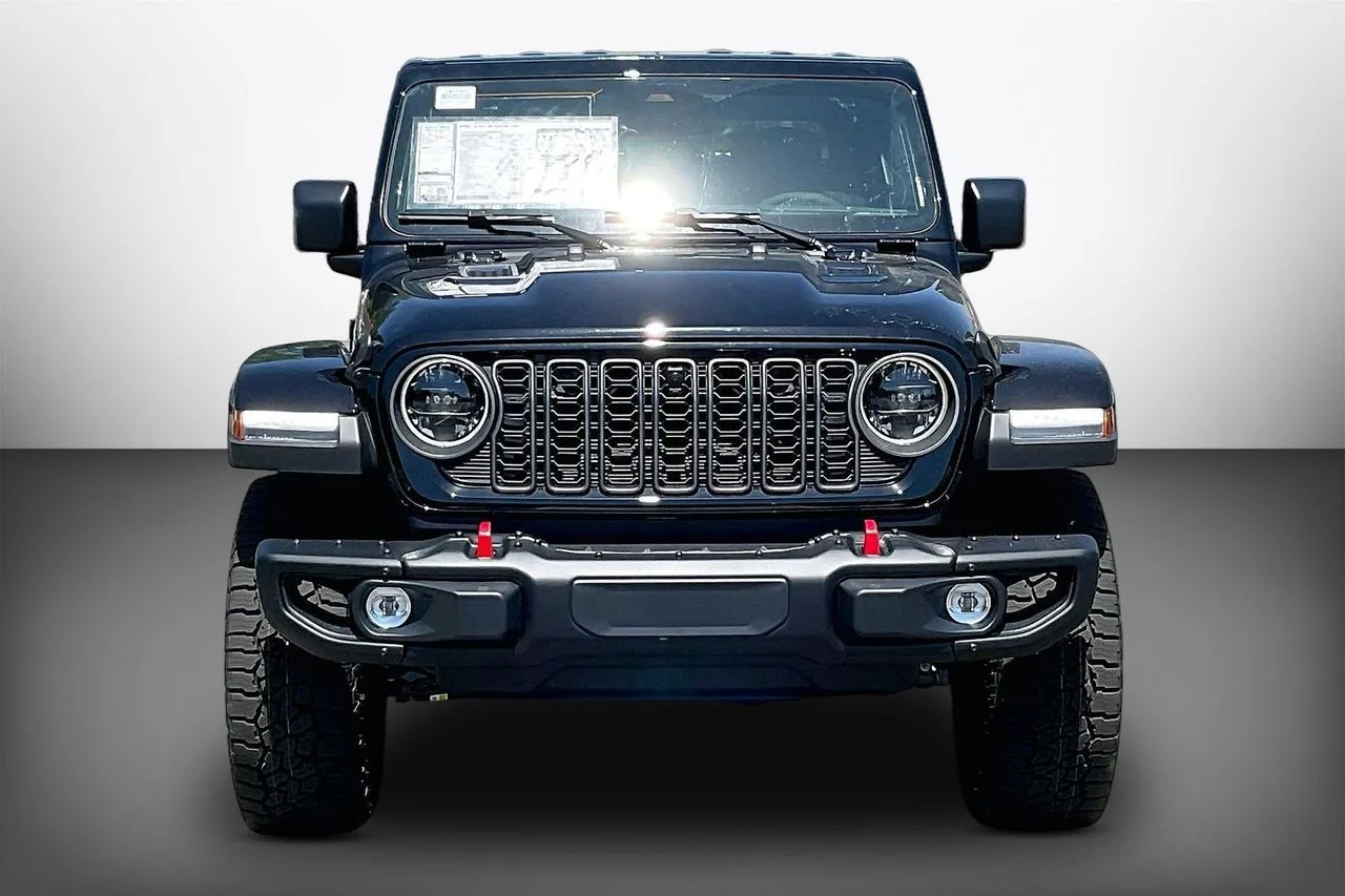 New 2026 Black Clear-Coat Exterior Paint Jeep Rubicon X image 3