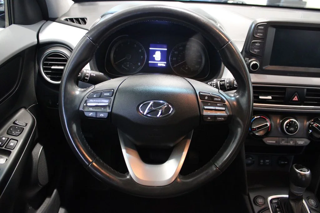 Used 2021 Gray Hyundai SEL image 24