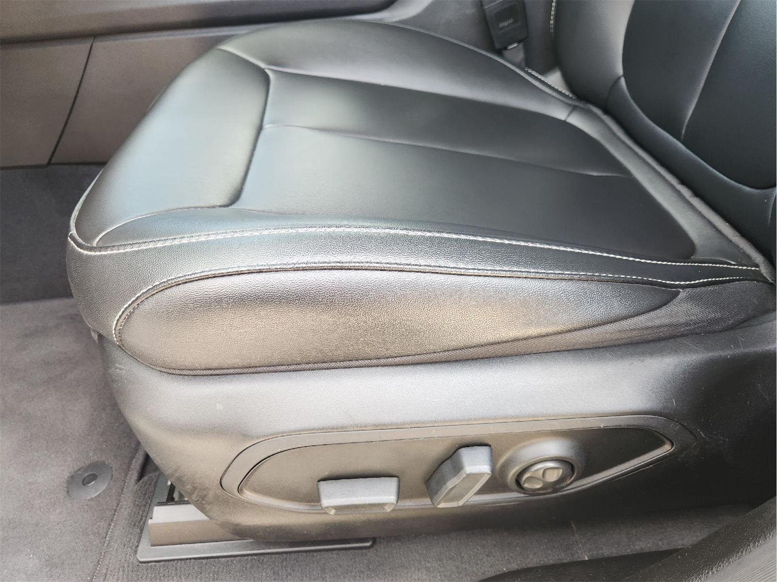 2023 Jeep Grand Cherokee L photo 25 of 35